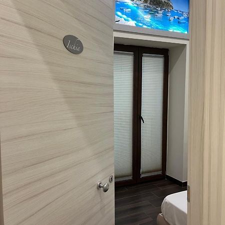 Beb Pisadog Bed and Breakfast Napoli Esterno foto